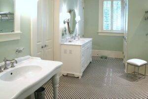 Pale Green: bathroom color as per vastu